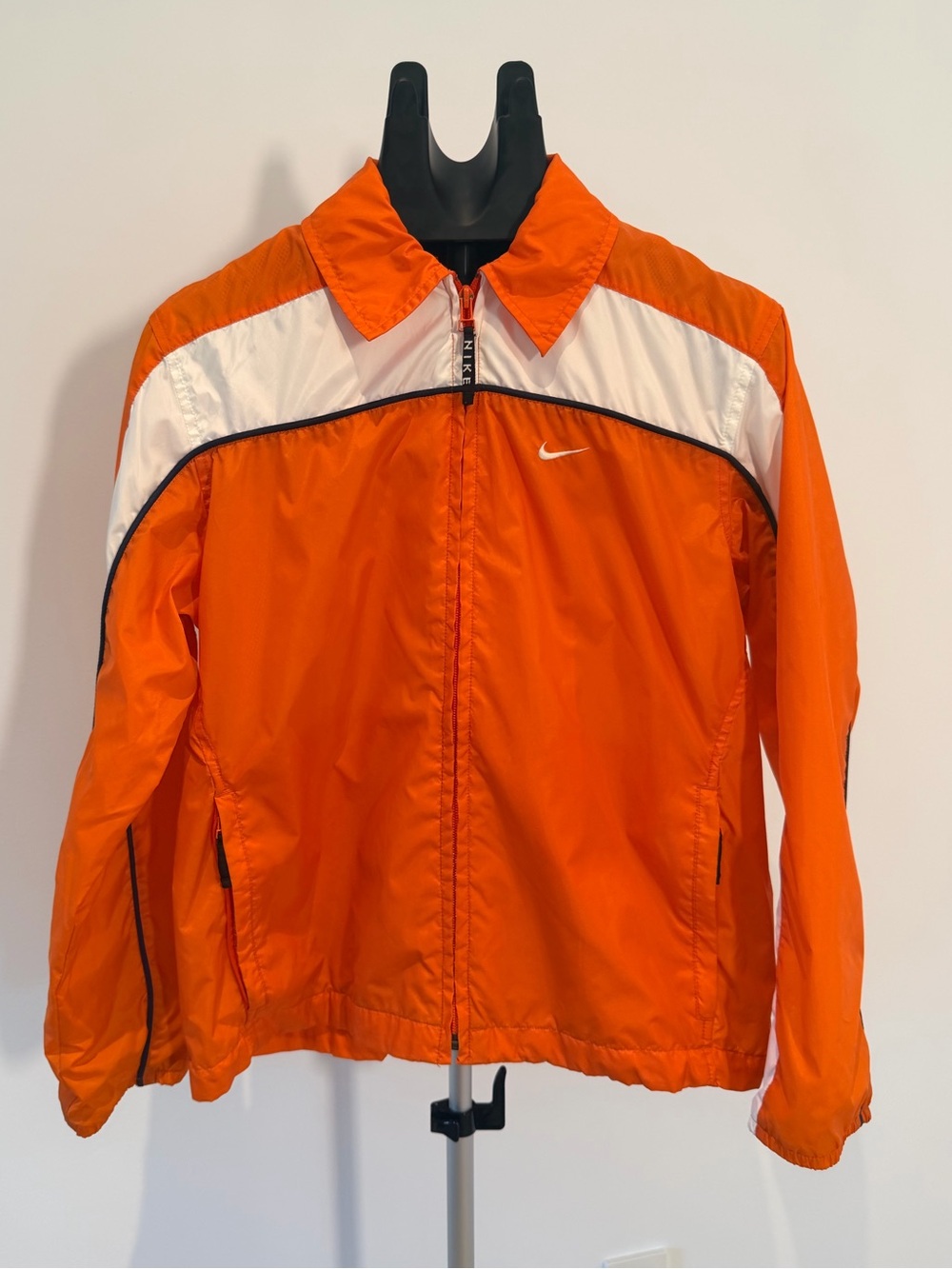 Vintage Nike Orange White Windbreaker Jacket Y2K Swoosh Track Jacket Small